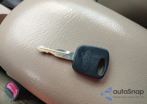 2001 Ford Mustang из США, поврежденный, VIN 1FAFP44481F180195